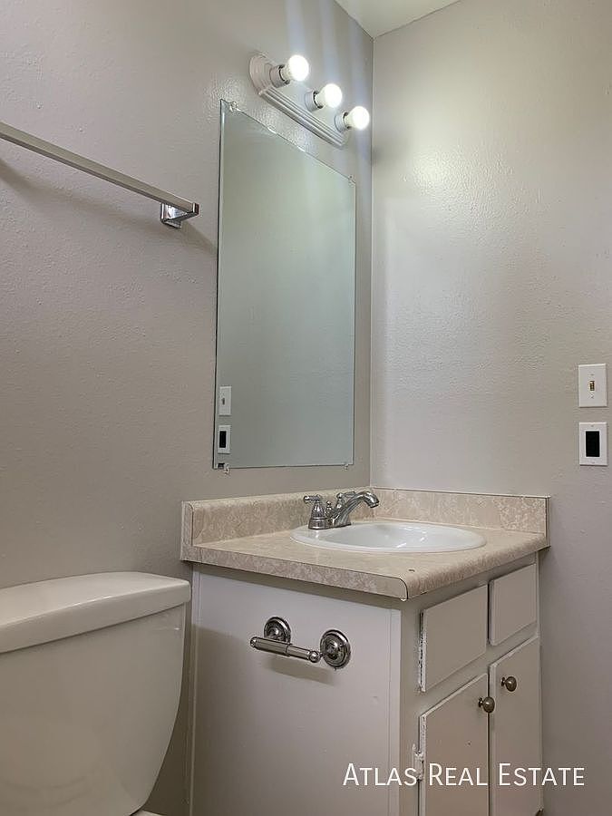 2014 N Hunt Cir photo 4