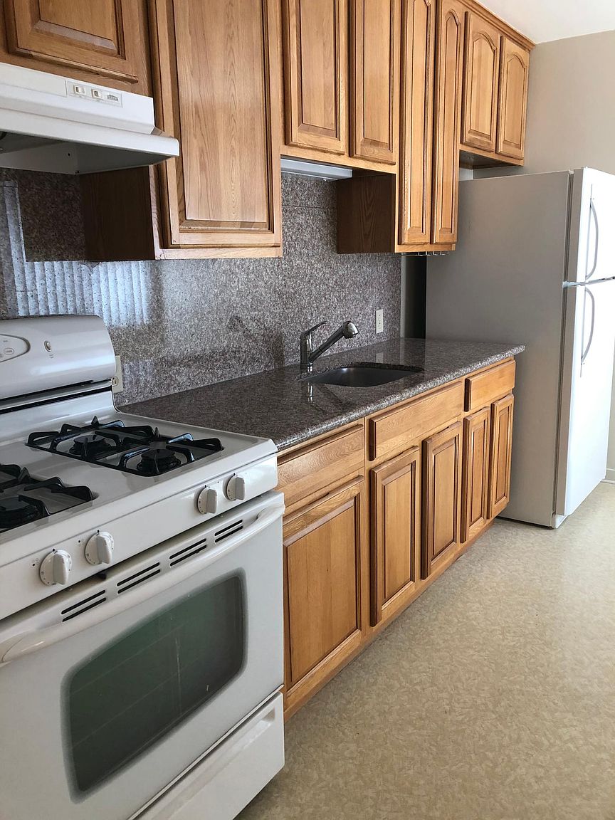 1BR/1BA Apartment on Day St · San Francisco photo 4