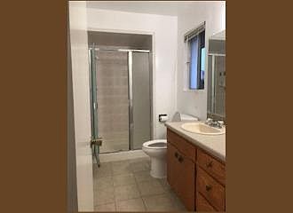 2124A Aldengate Way photo 3