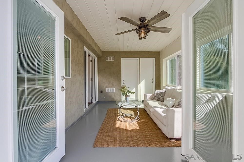 1409 Brookes Ave photo 5