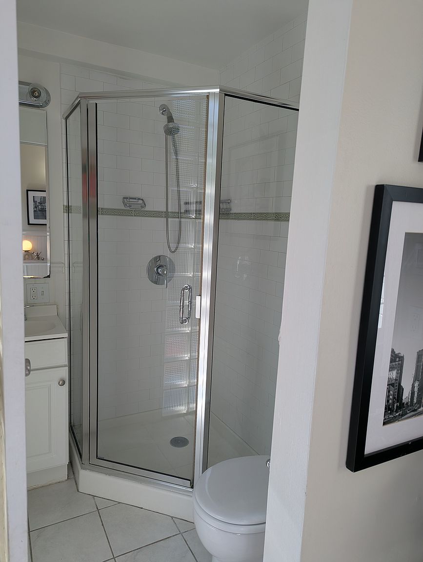 0BR/1BA Condo on 18th Street · San Francisco photo 3