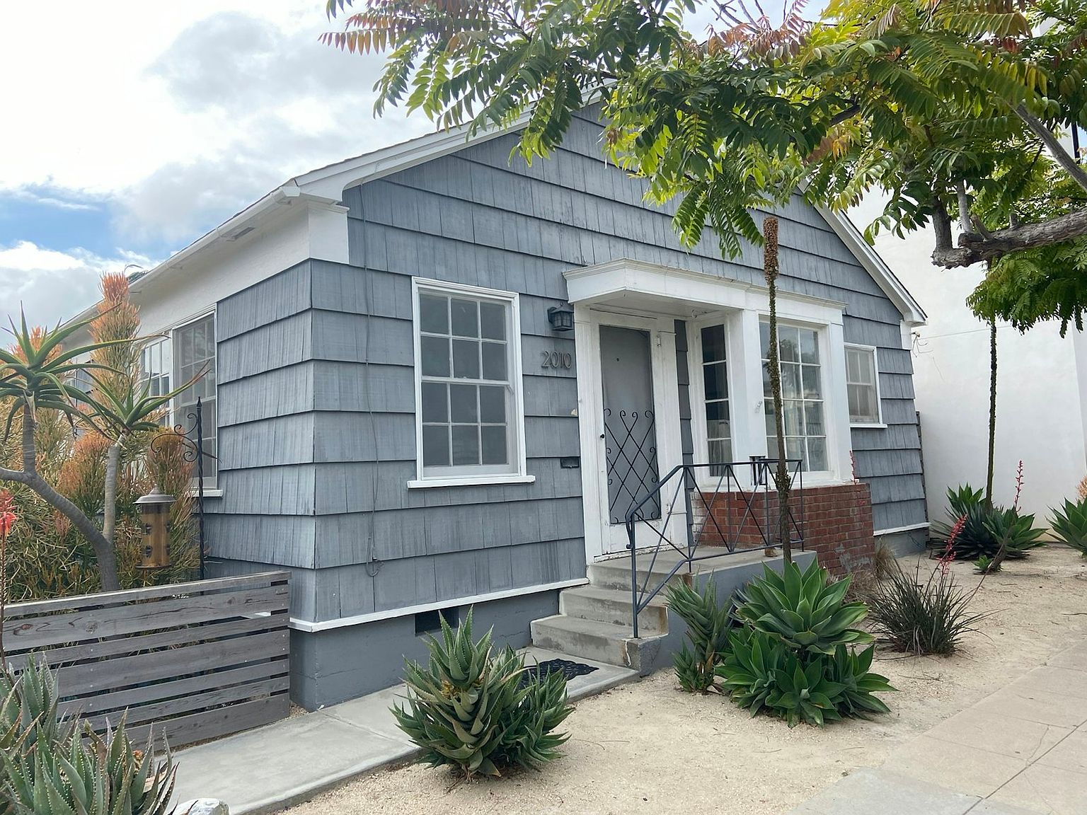 2014 30th St photo 2