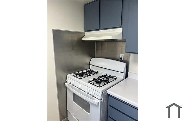 240 Holly St Vallejo, CA 94589 photo 5