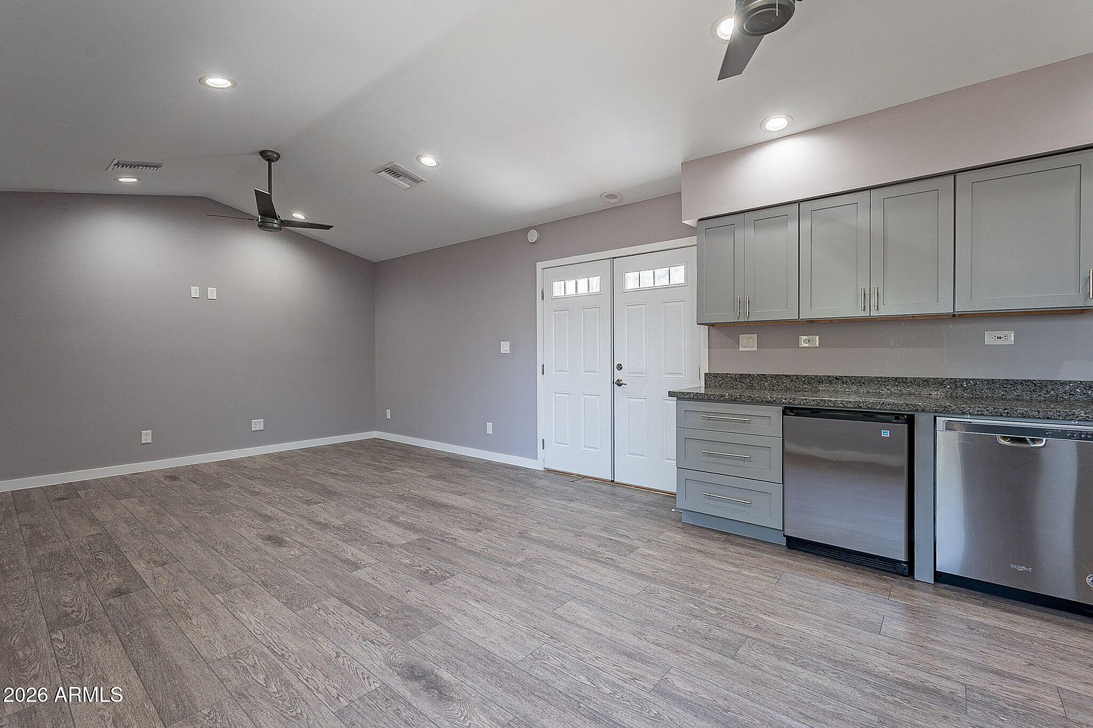 523 N Pasadena photo 3