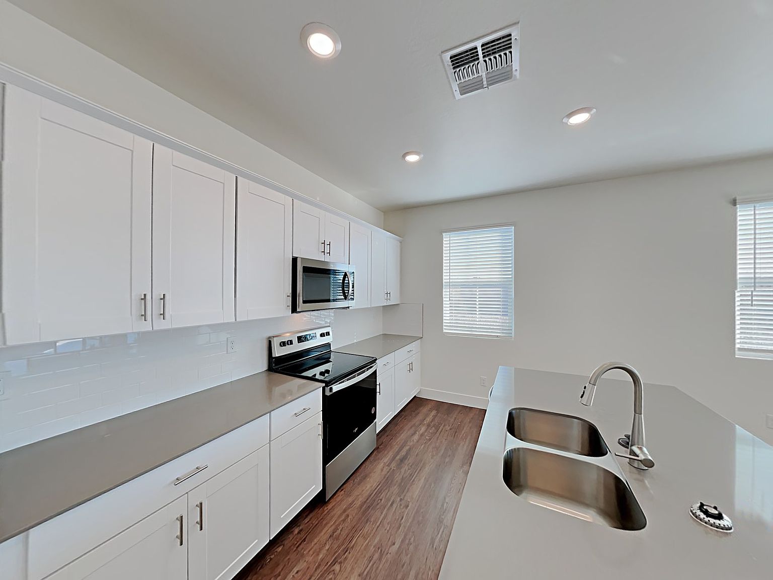 21425 S 231st St Queen Creek, AZ 85142 photo 5