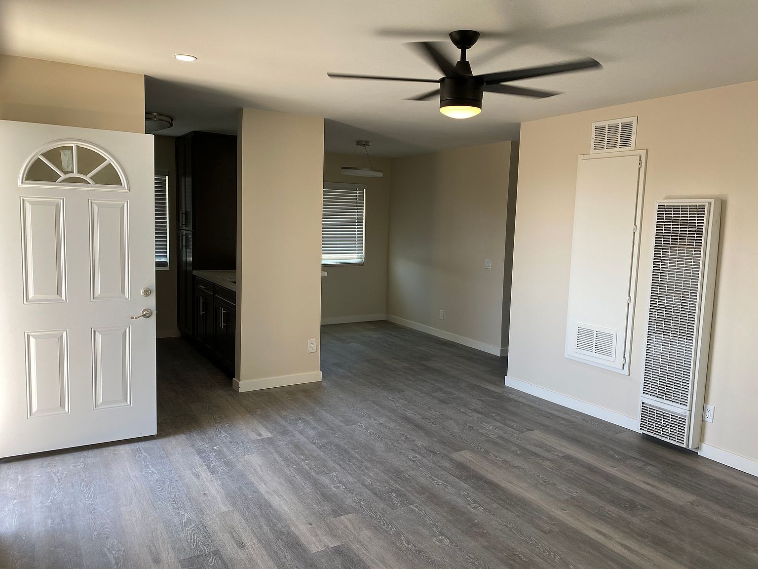 2813 Menlo Ave photo 5