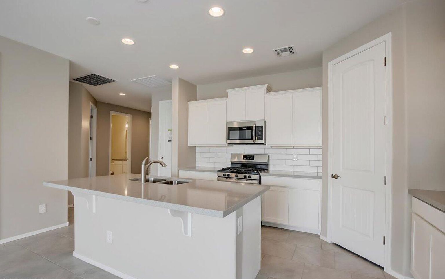 19427 W Annika Dr photo 5
