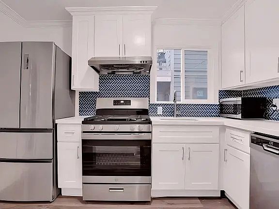 3827 West Street - A photo 4