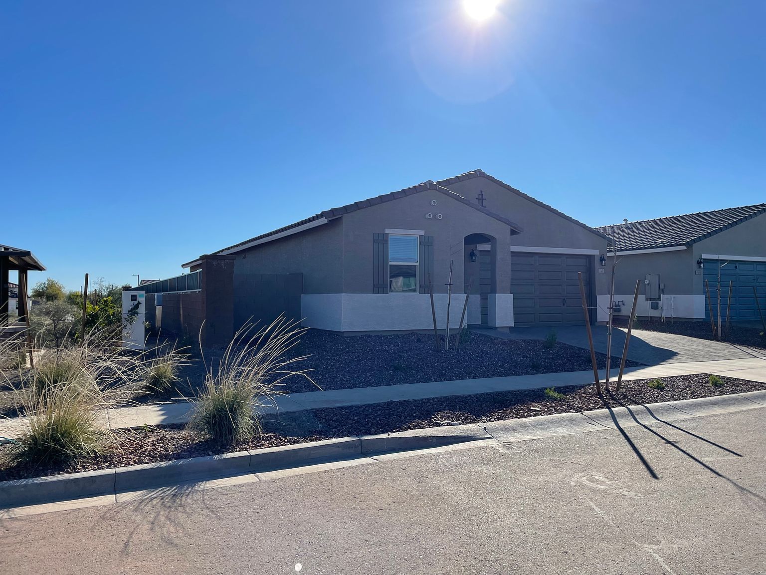 17401 W Red Fox Rd photo 4