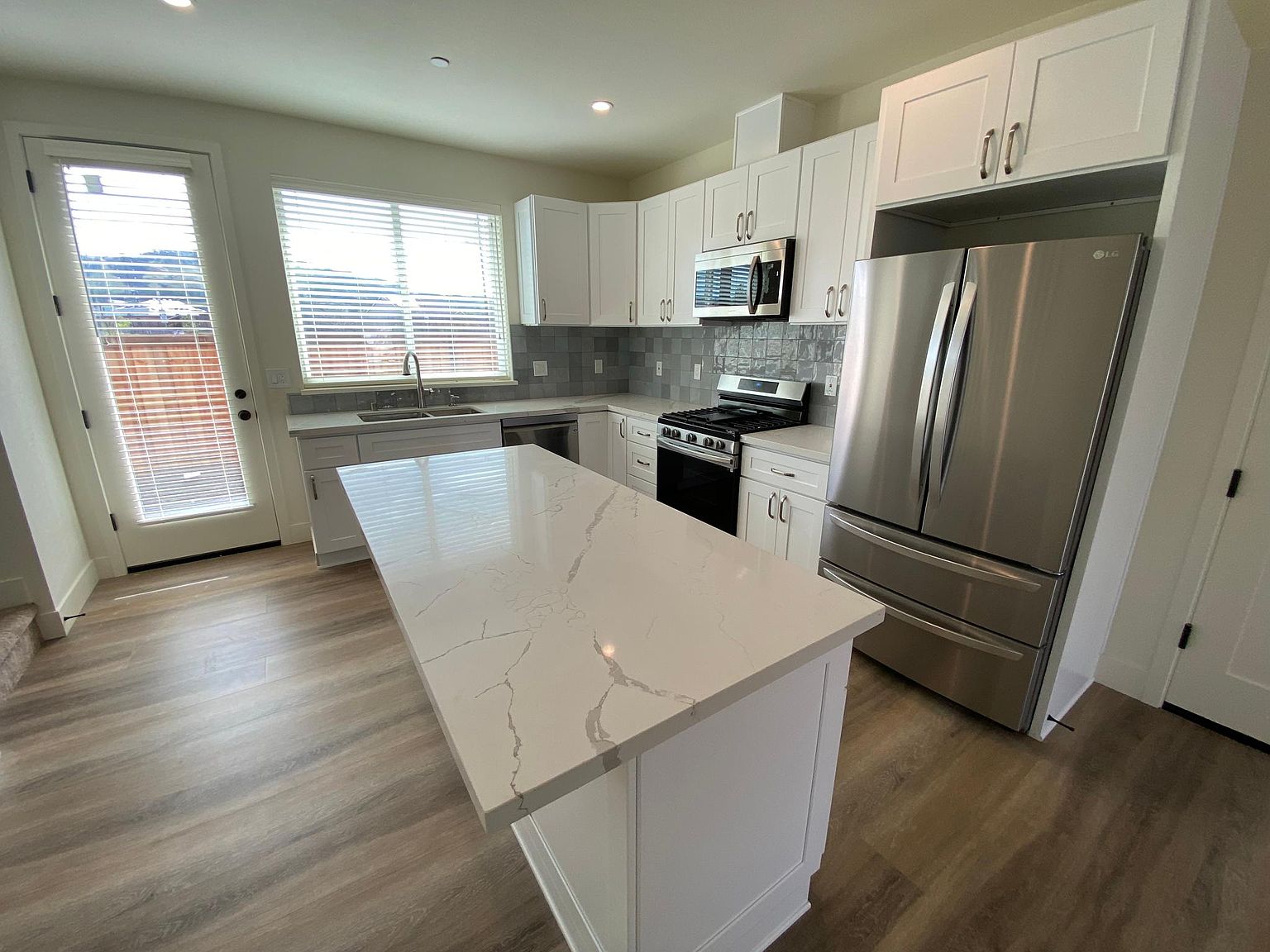 22 Ramsgate Ct photo 2