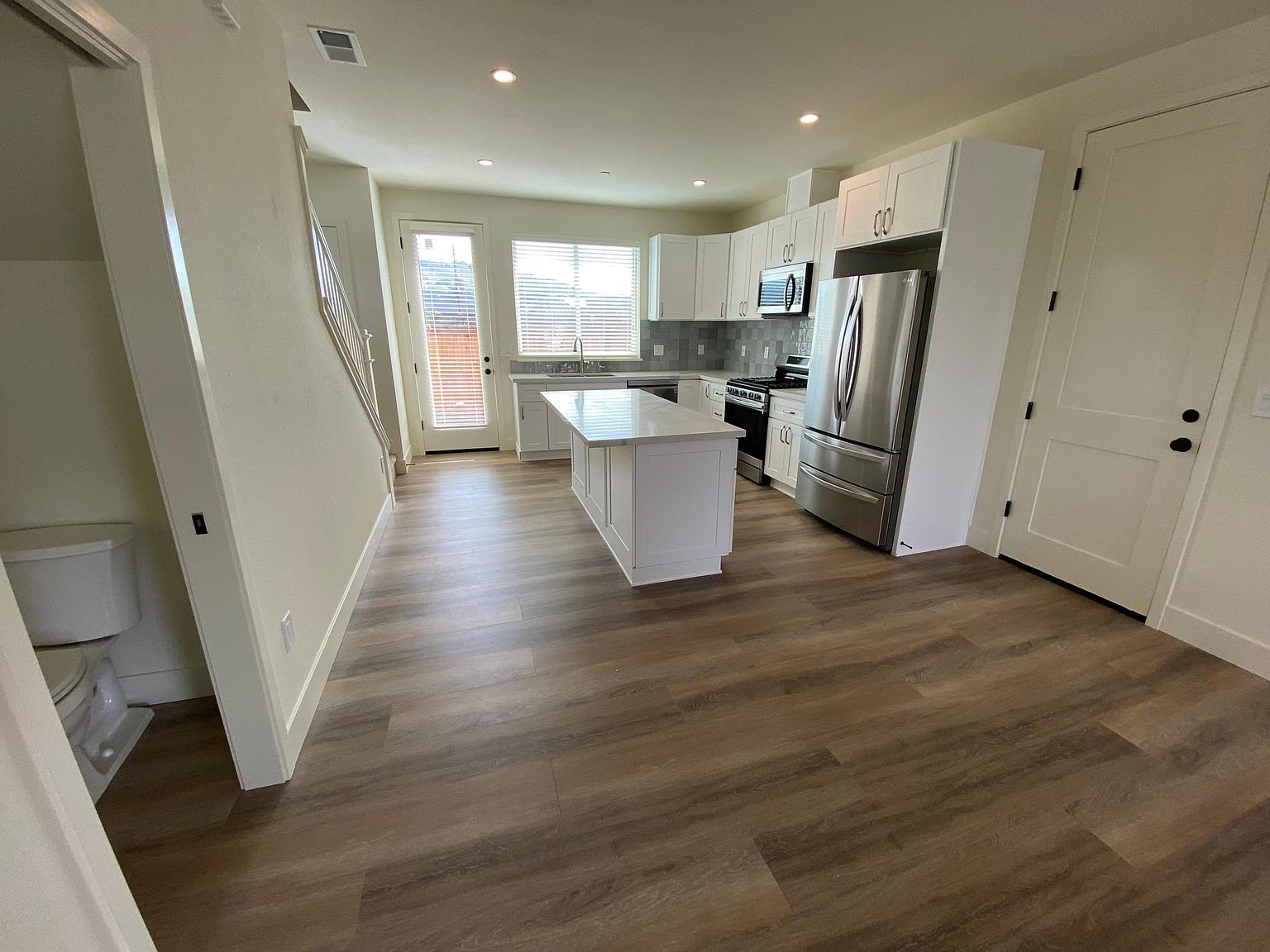 22 Ramsgate Ct photo 3