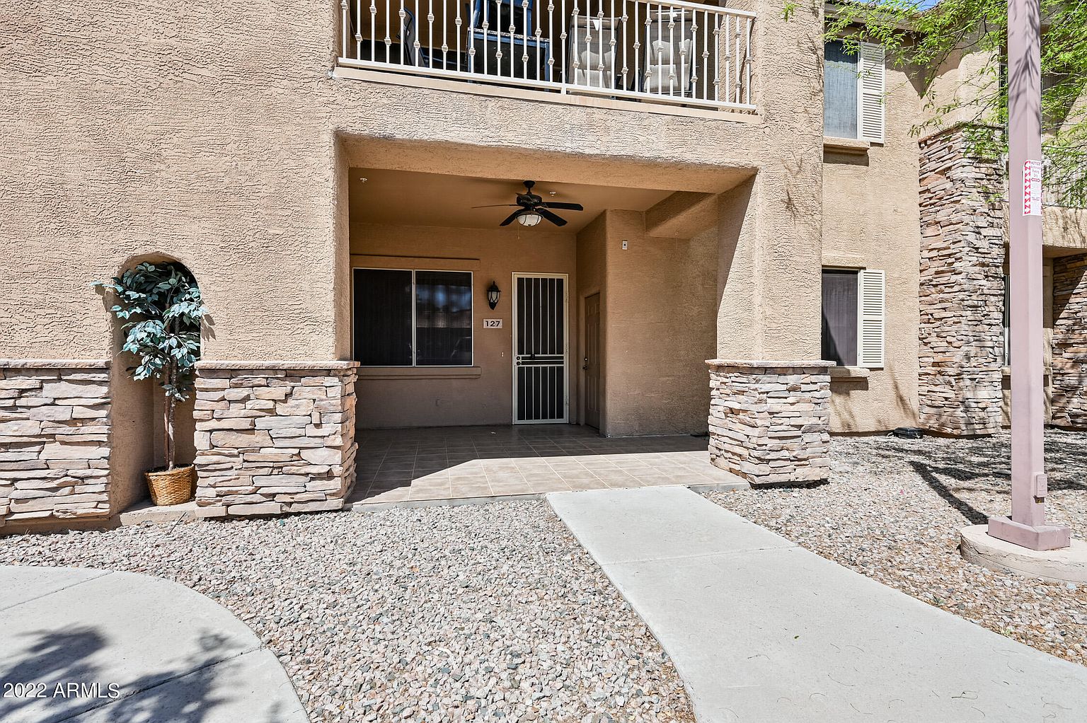 2155 N Grace Blvd Chandler, AZ 85225 photo 2