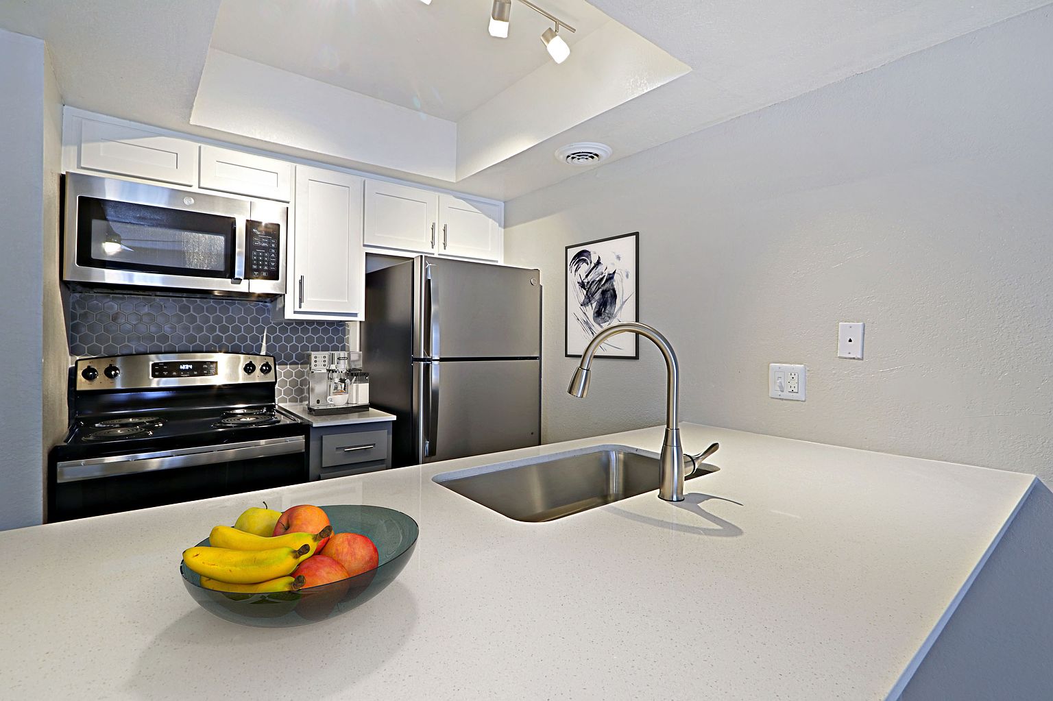 One Bedroom Small photo 4