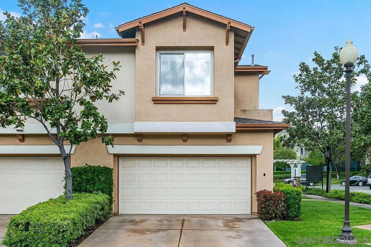 9607 W Canyon Ter photo 2