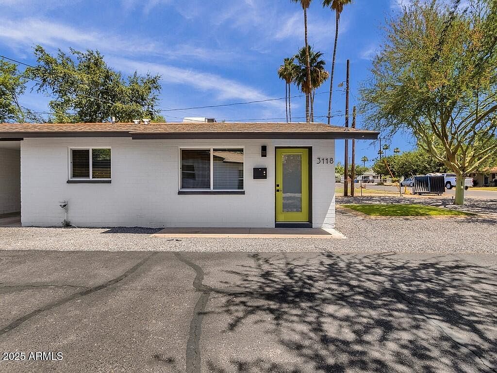 3118 N 39th St Phoenix, AZ 85018 photo 4