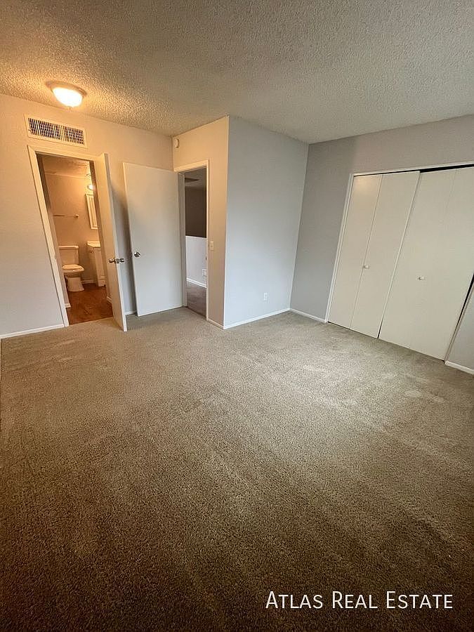 2820 E Kathleen Rd Phoenix, AZ 85032 photo 4