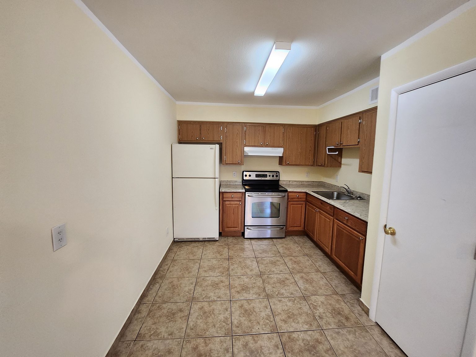 2725 E Tierra Buena Ln photo 4