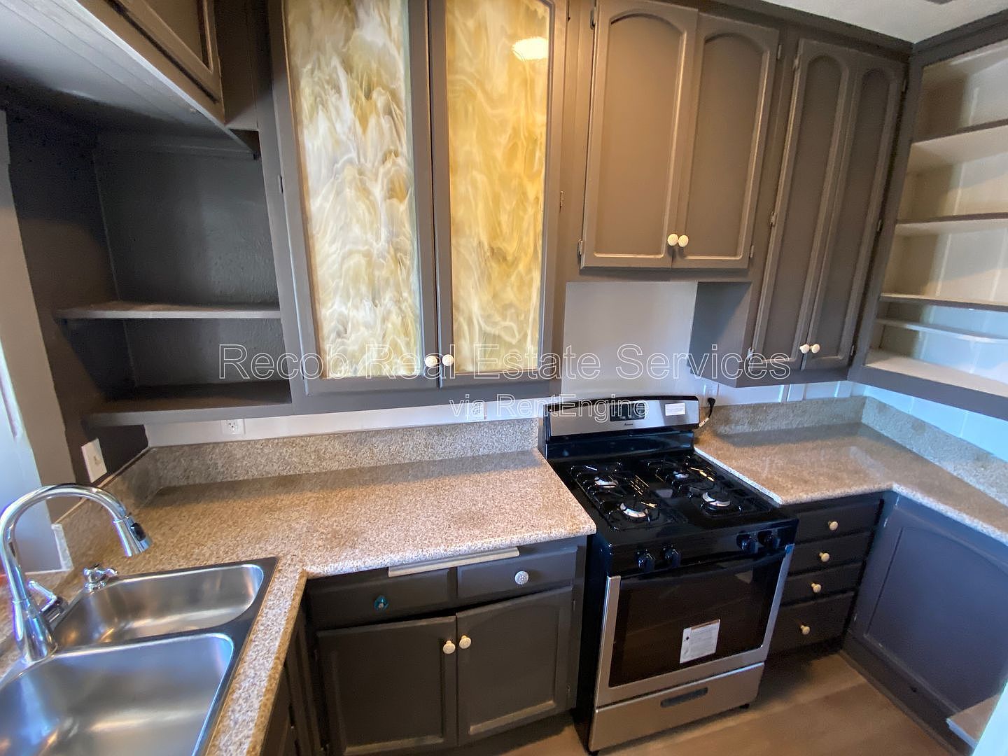 4288 Cleveland Ave photo 4