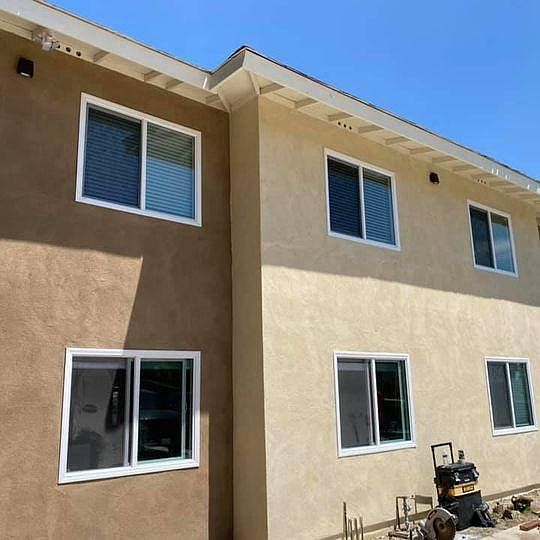 2811 Menlo Ave photo 2