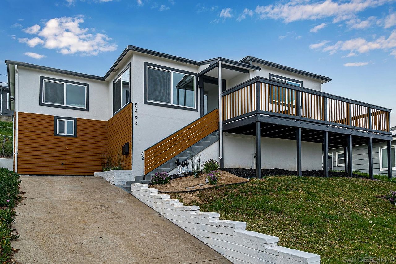 5463 San Onofre Ter photo 2