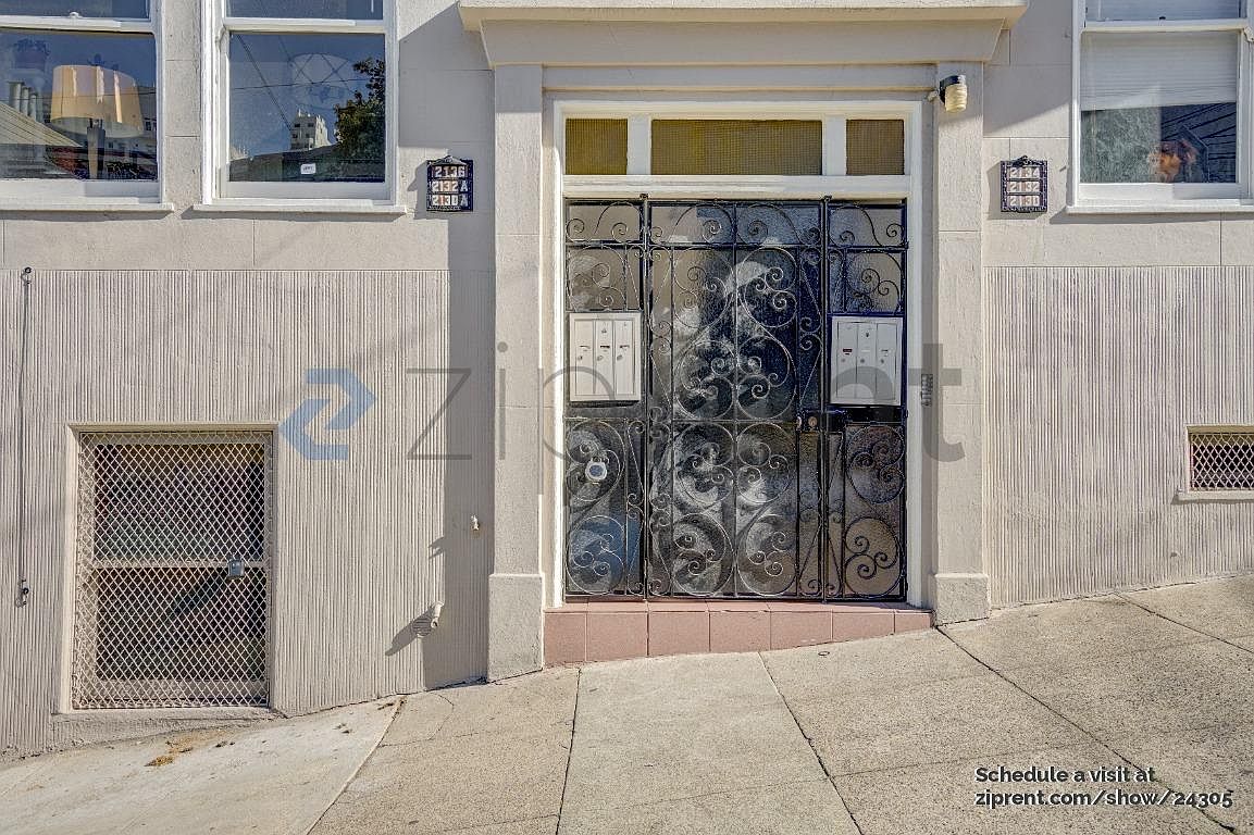 2BR/1BA Single Family House on Jones St · San Francisco photo 3