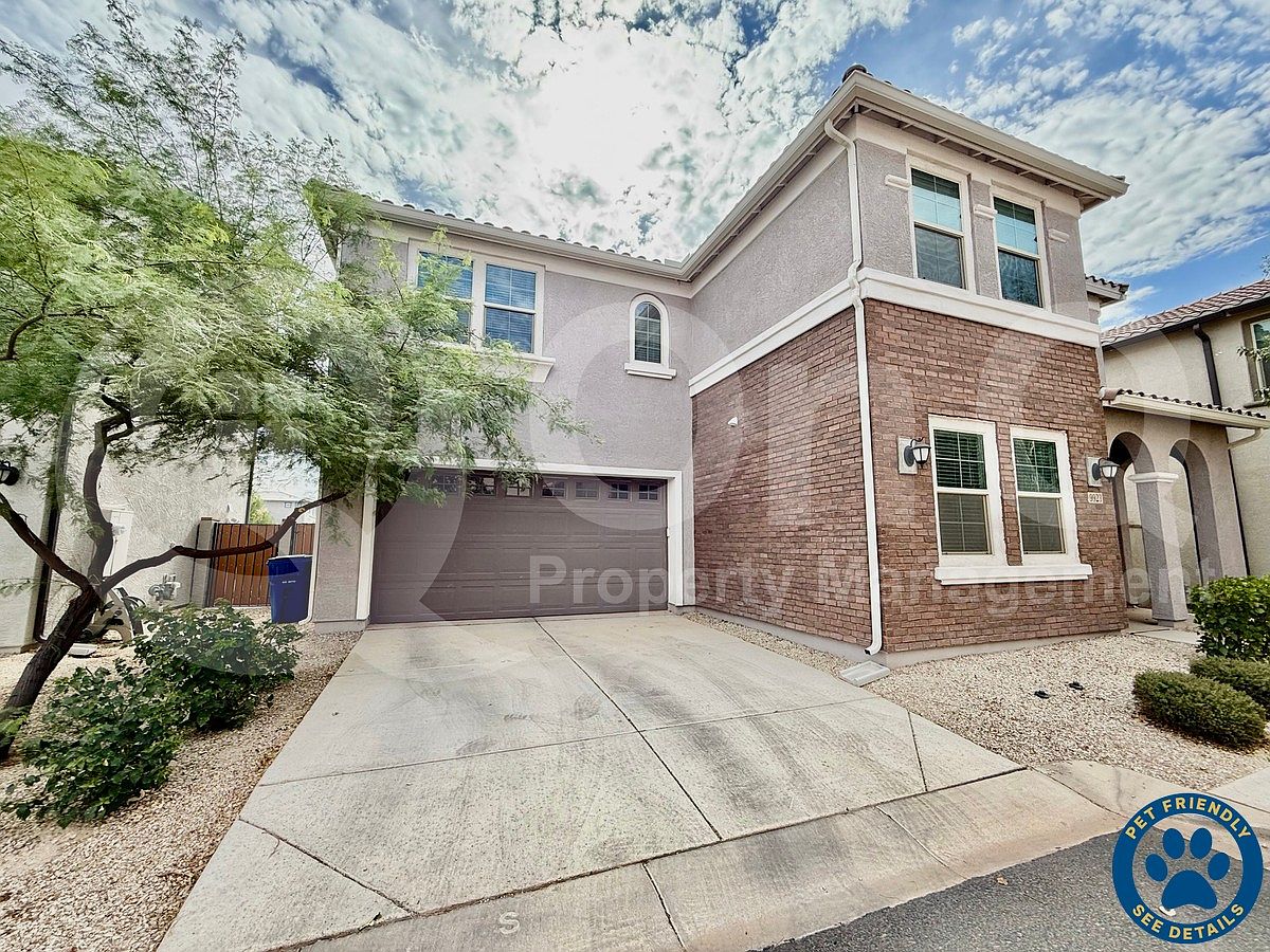 9923 E Tillman Ave