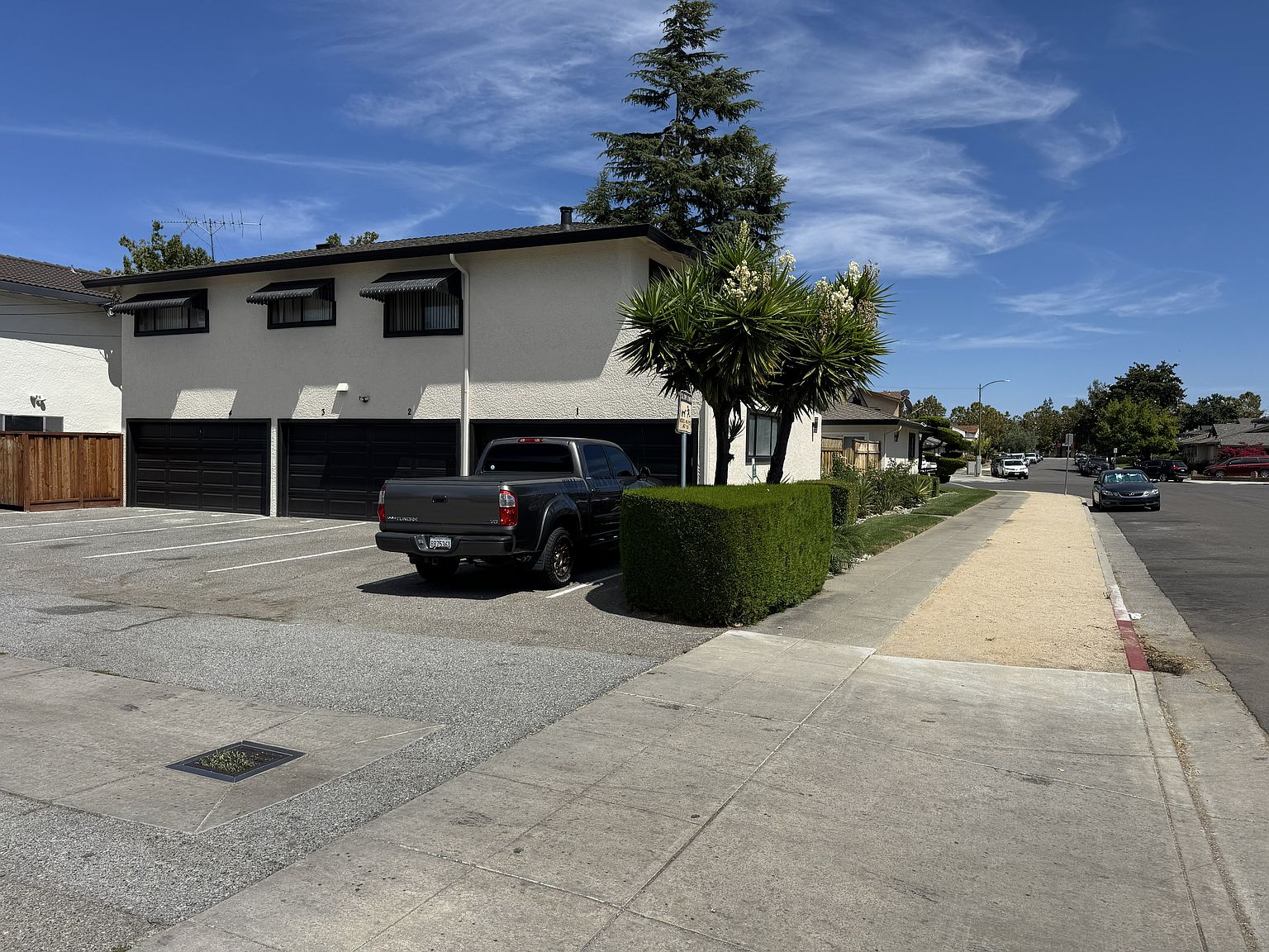 849 Opal Dr photo 2