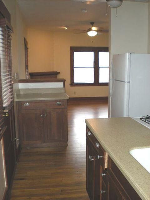 2811 B St photo 5