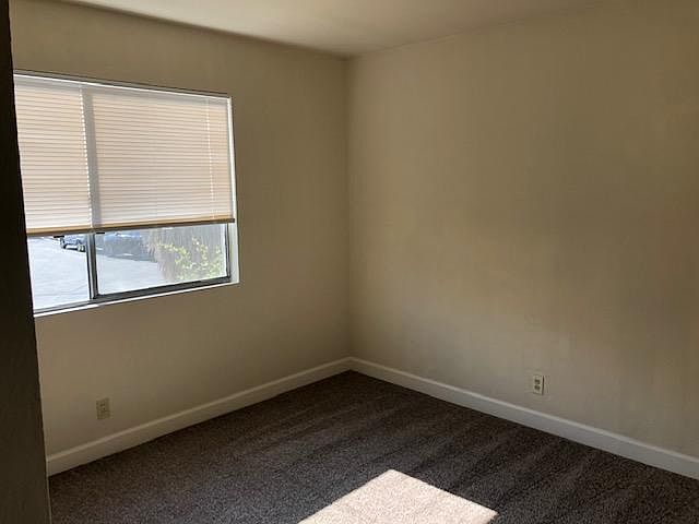 132 Village Ct photo 3
