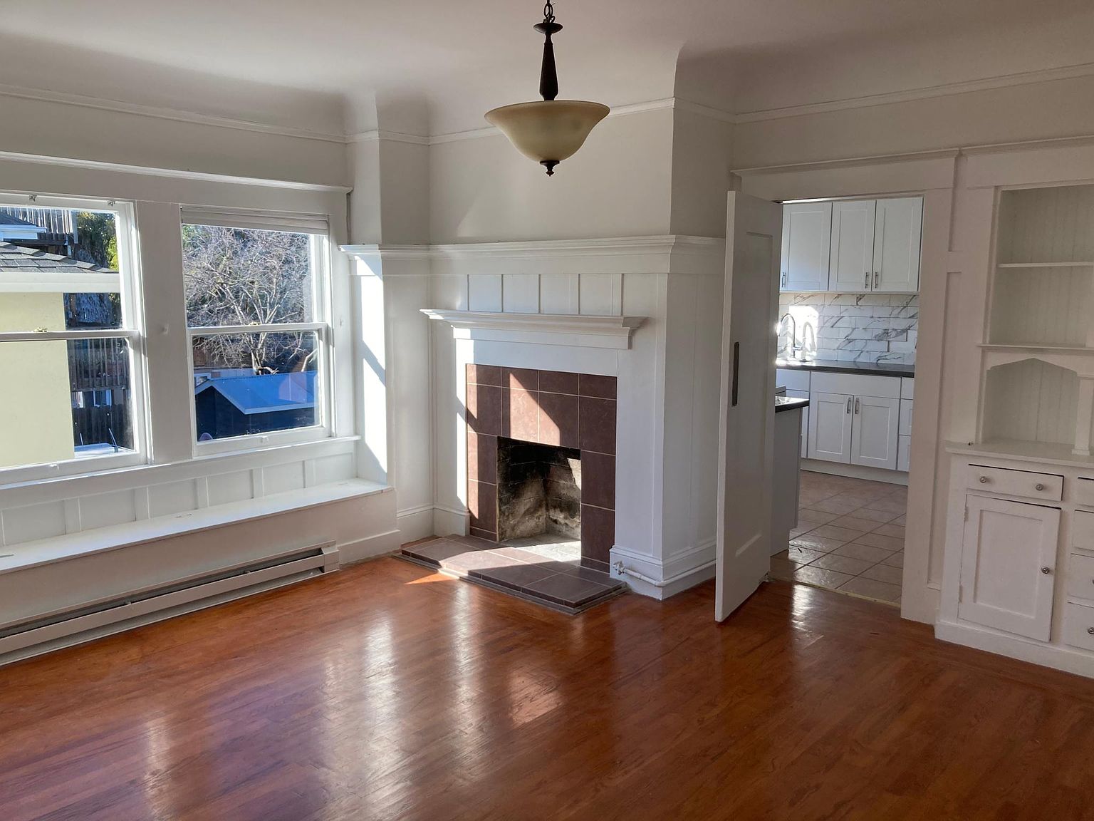 2BR/1BA Apartment on 41st St · Oakland photo 5