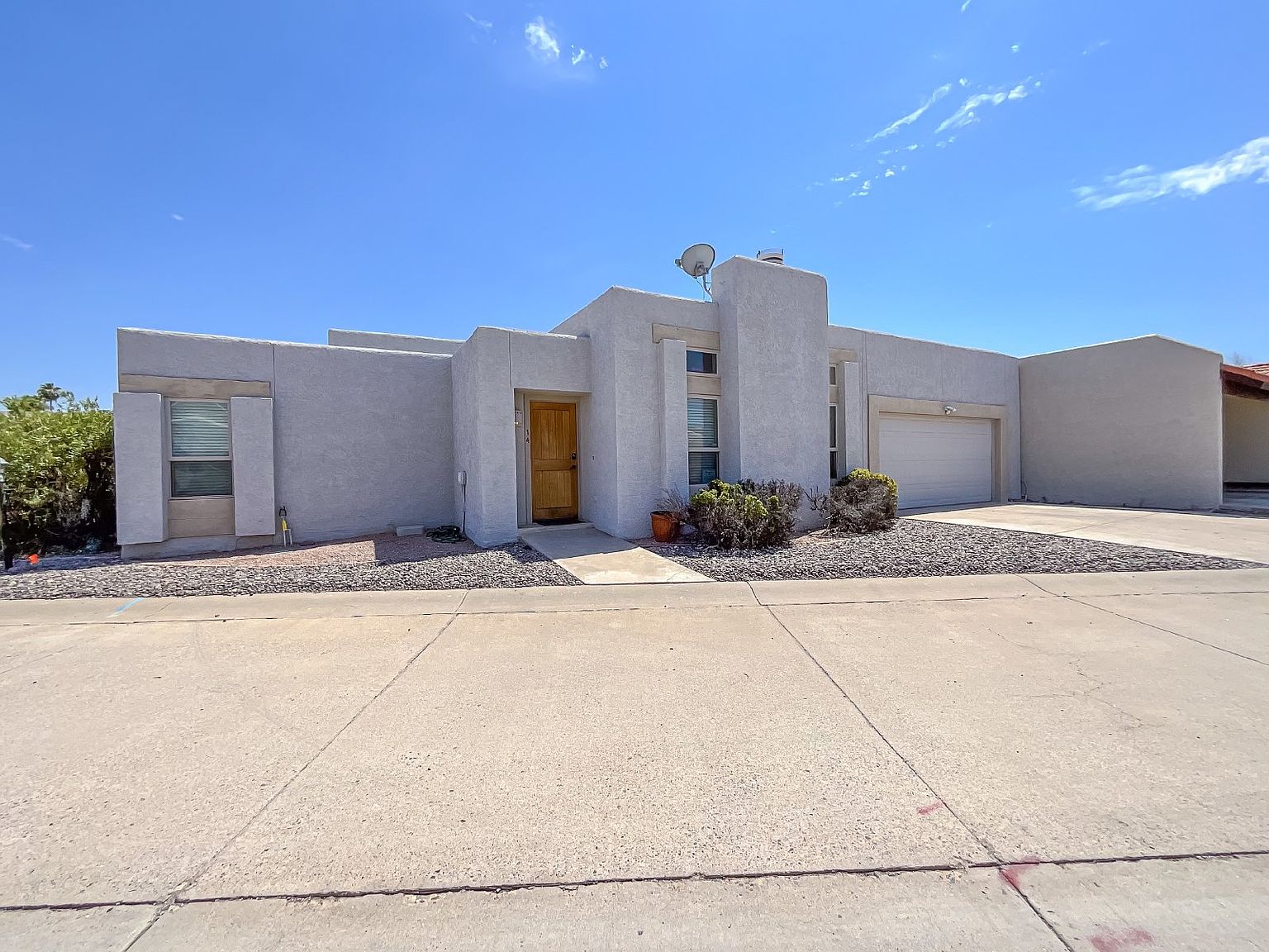 2044 South Don Carlos, Mesa, AZ 85202 photo 2