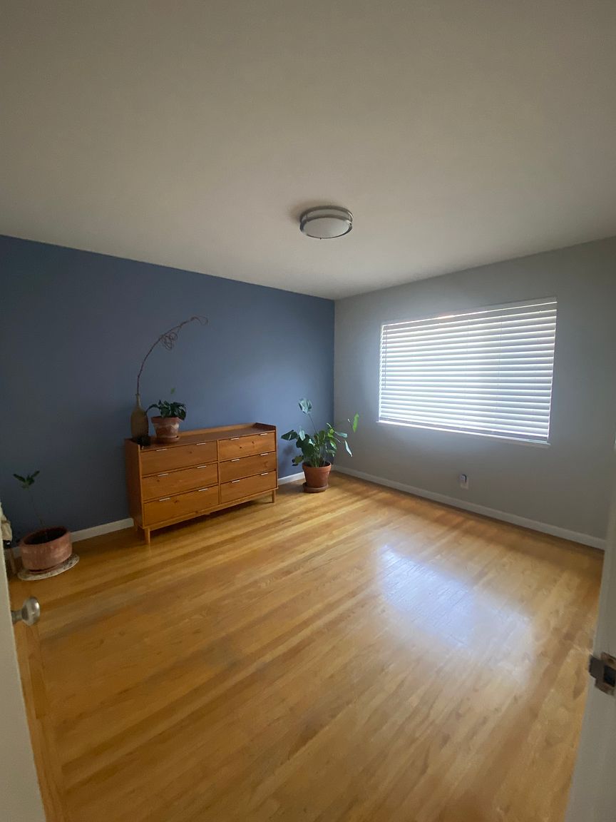 871 Blair Ave photo 4