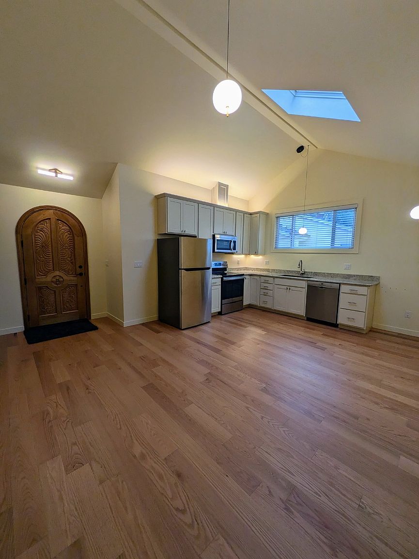 125 Dake Ave Santa Cruz, CA 95062 photo 4