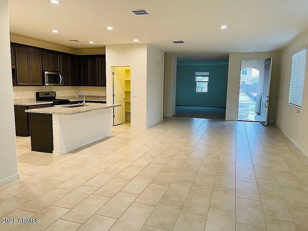10963 W Melvin St photo 4