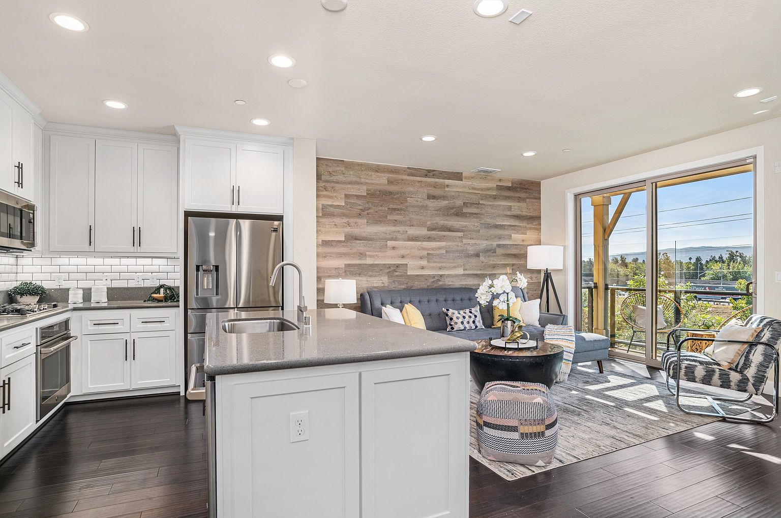 833 Tranquility Cir photo 5