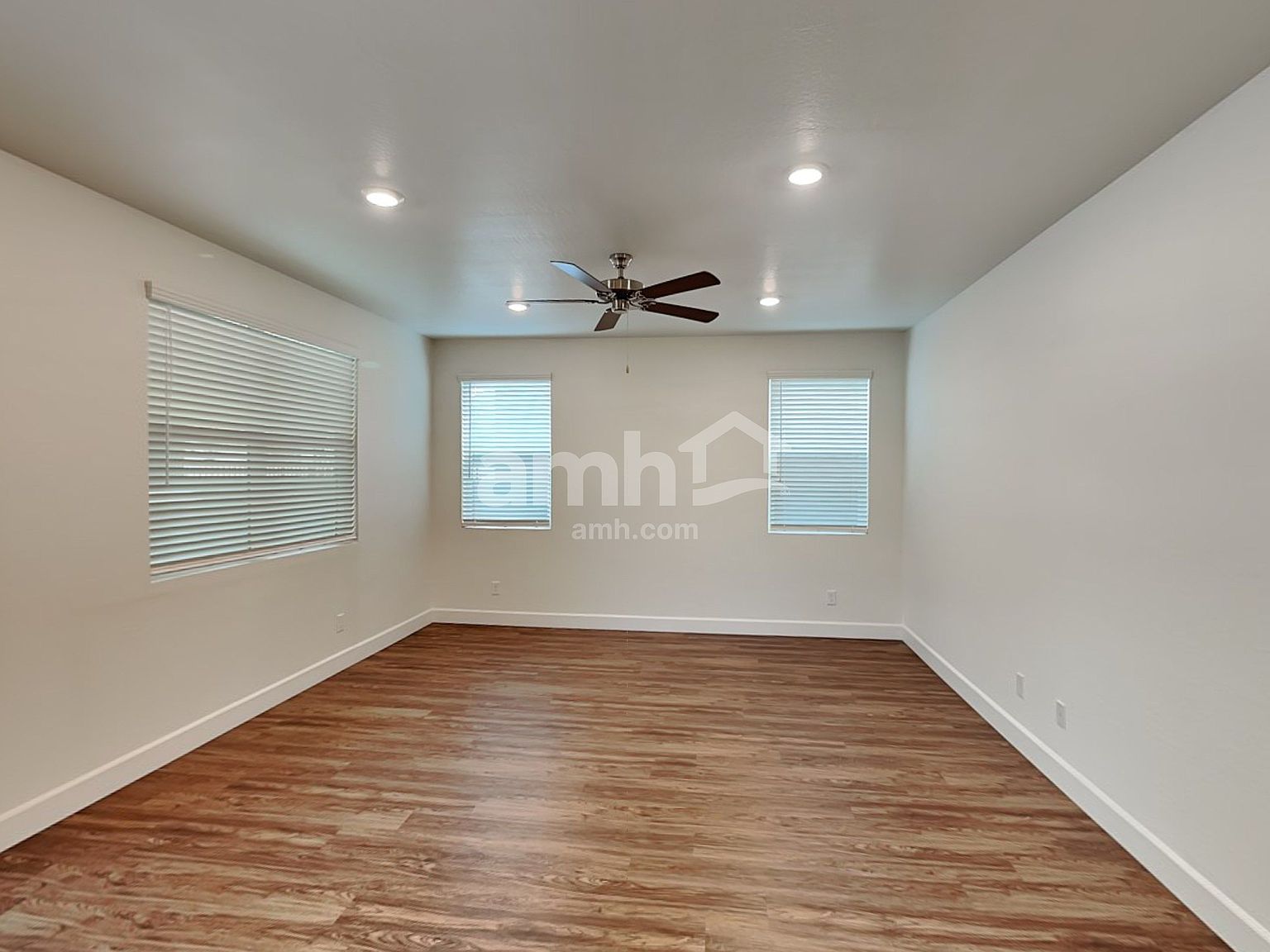 638 W Hackamore Ave Gilbert, AZ 85233 photo 5