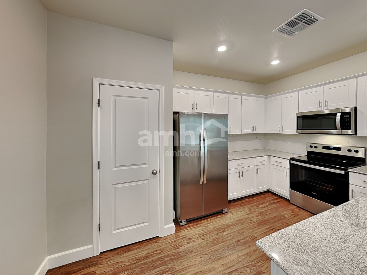 638 W Hackamore Ave Gilbert, AZ 85233 photo 2