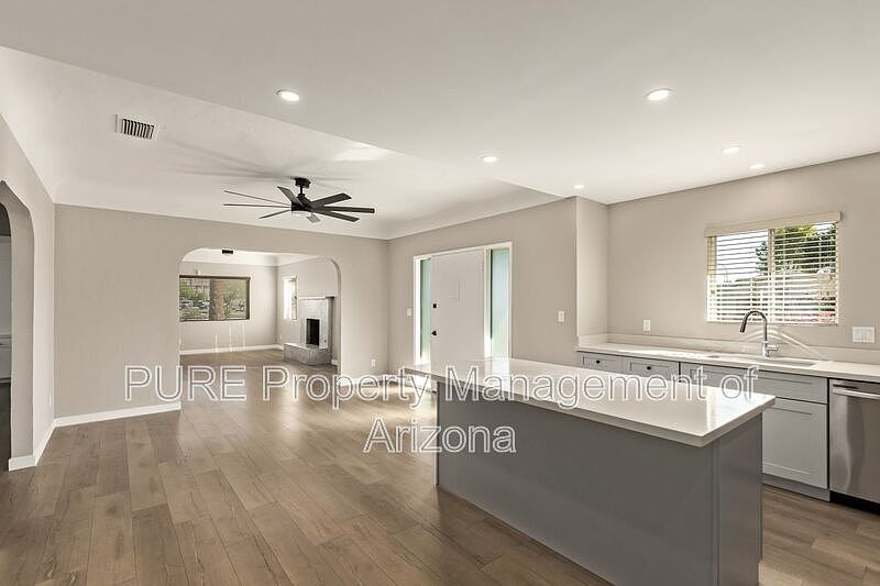 1190 S Mill Ave Tempe, AZ 85281 photo 4