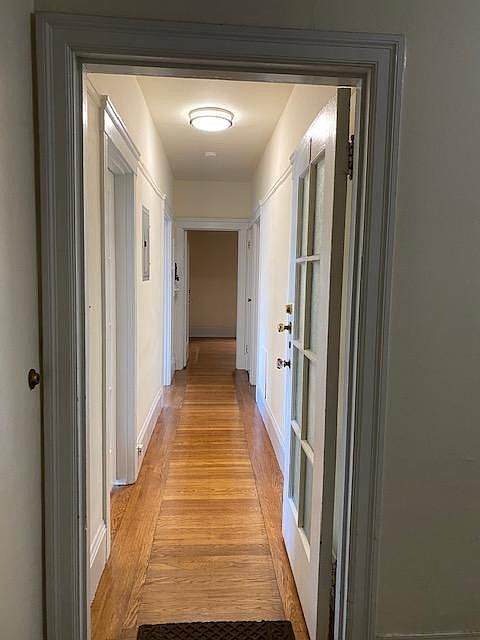 211 Hanover Ave photo 2