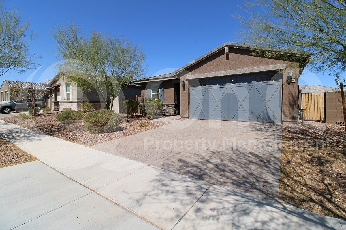 17694 W Pinnacle Vista Dr Surprise, AZ 85387 photo 3