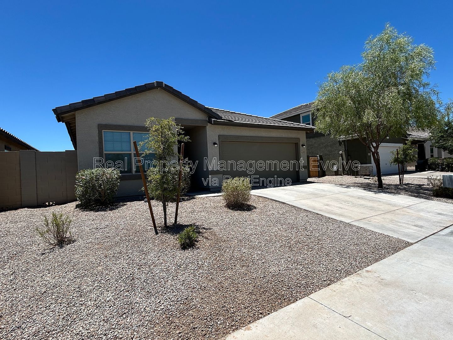 6551 W Magdalena Ln Phoenix, AZ 85339 photo 4