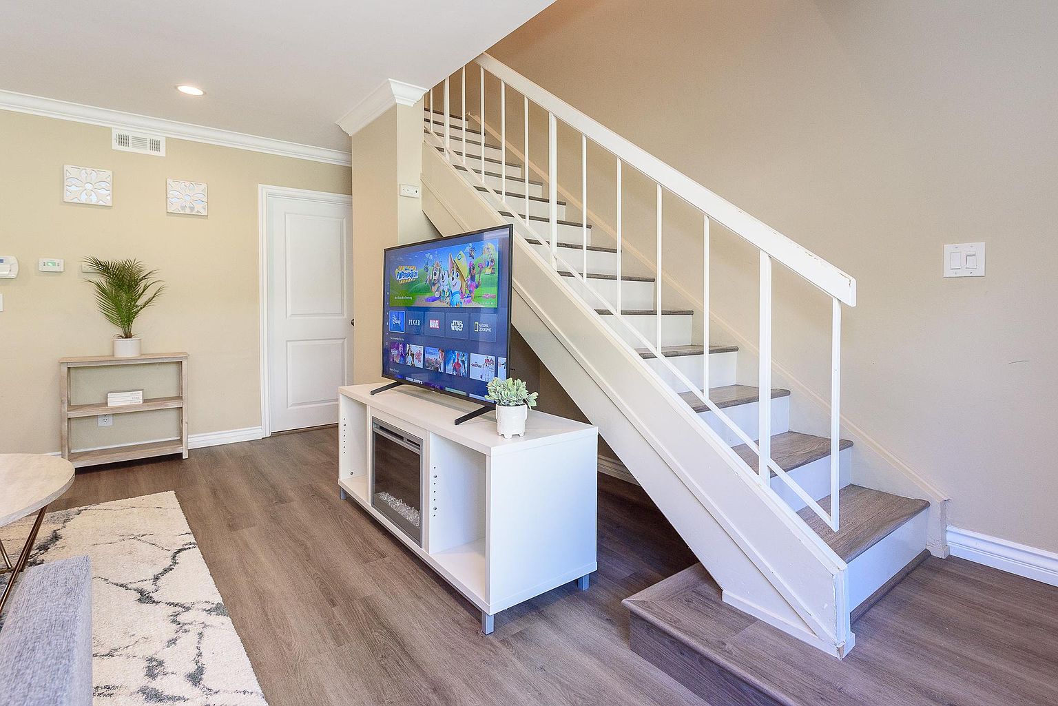 3525 Monair Dr photo 5