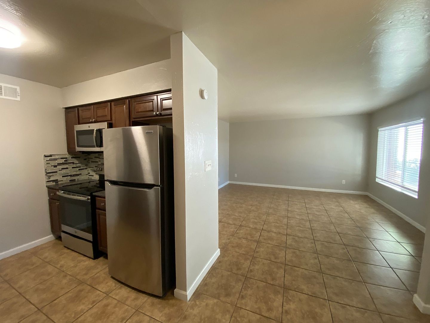 1801 N 50th St unit 11 photo 4
