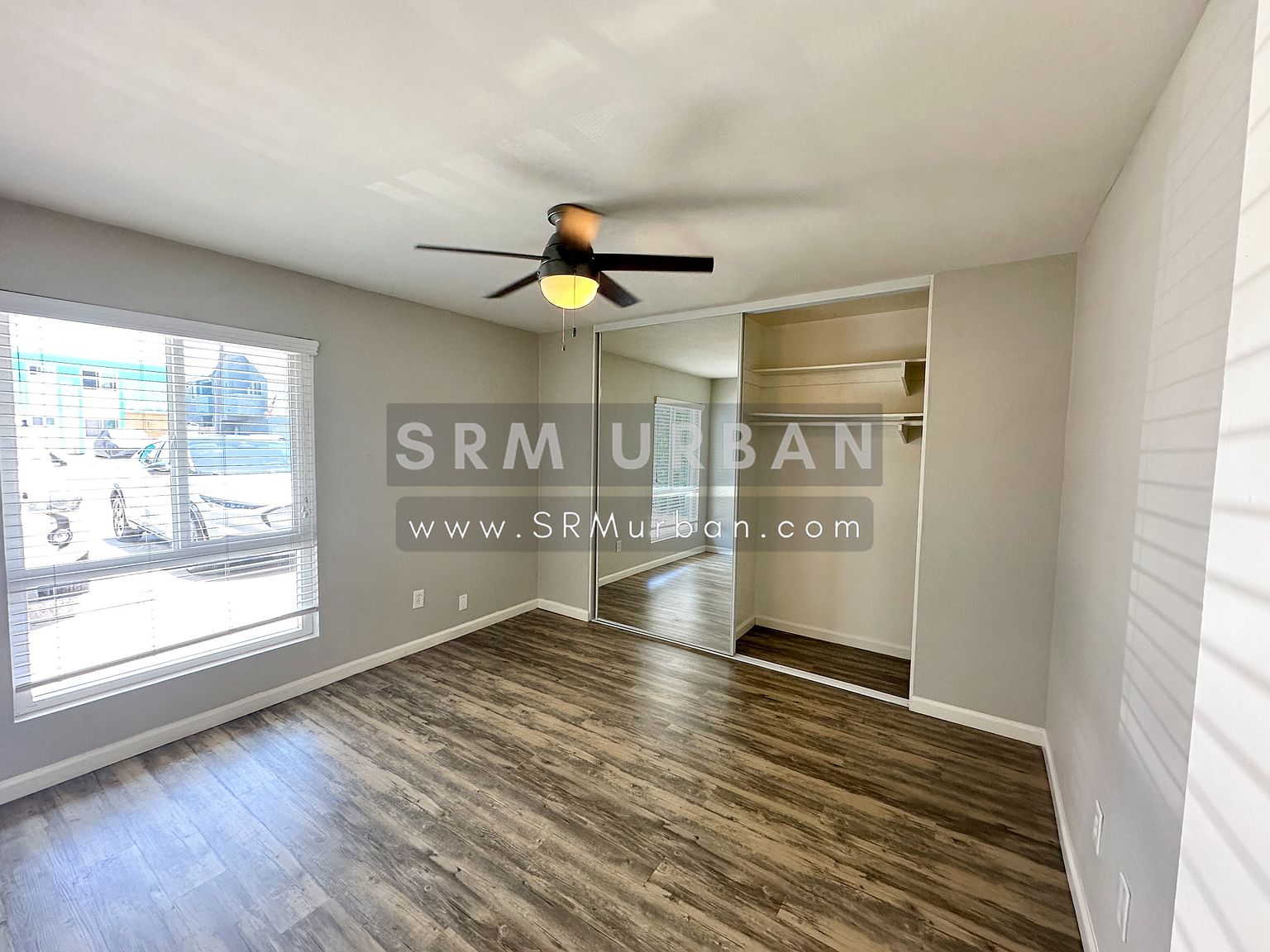 4560 Campus Ave photo 3
