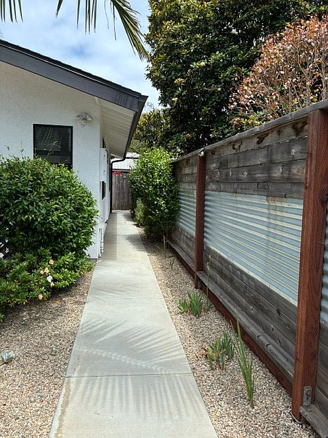 1310 Basswood Ave photo 3