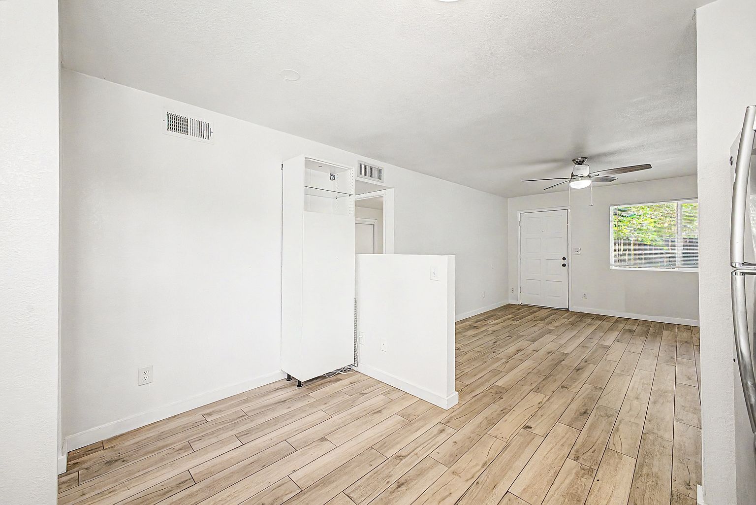 4250 N 27th St Phoenix, AZ 85016 photo 4