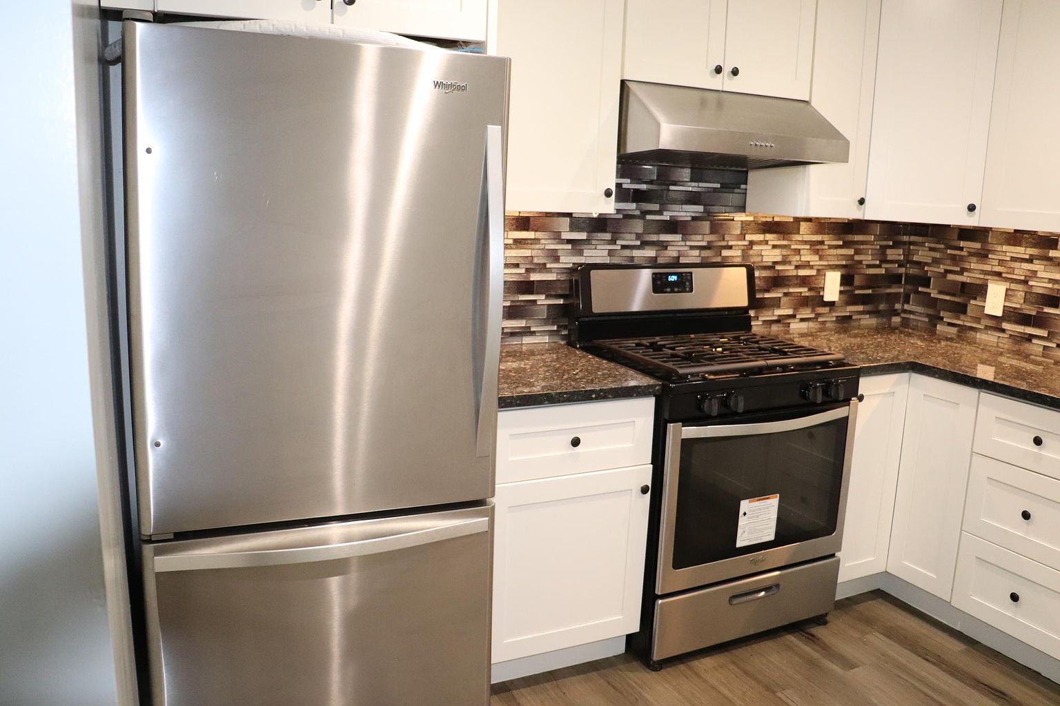 2BR/1BA Loft on Alpha St · San Francisco photo 3