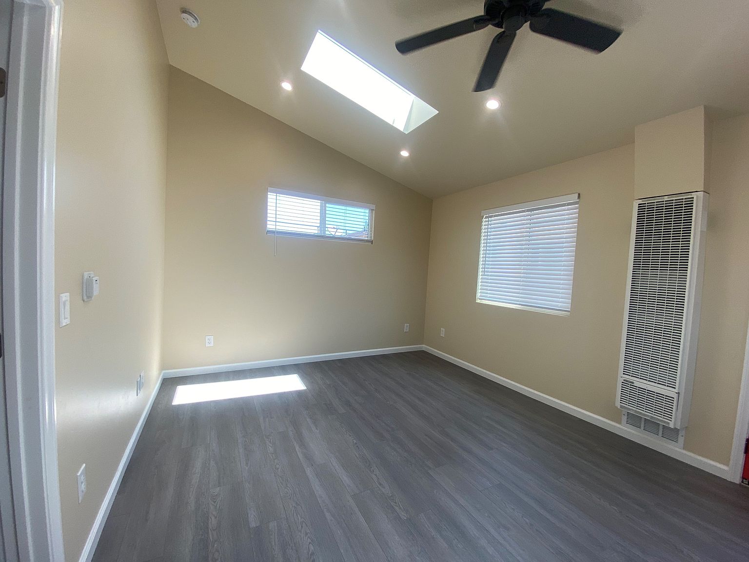 618 Guava Ave photo 4