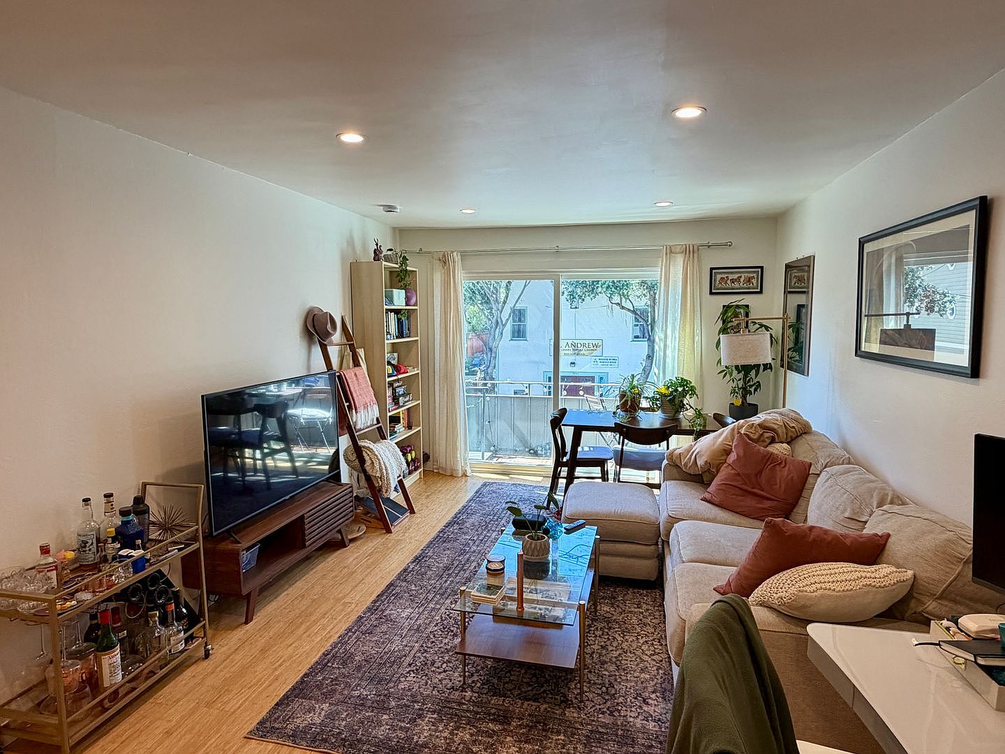 2562 Post Street, San Francisco, CA 94115 photo 3