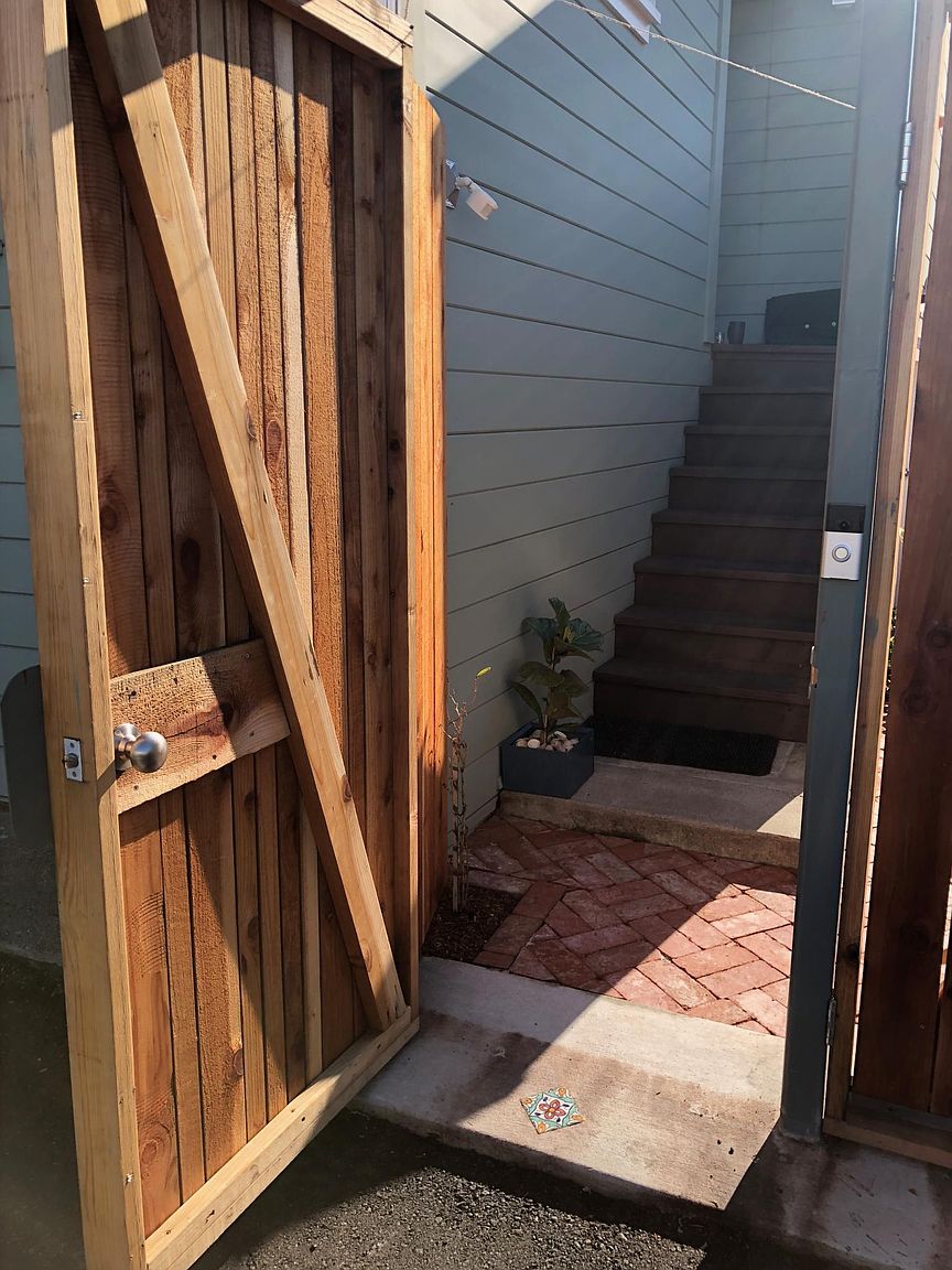 1BR/1BA Apartment on Ocean Ave · Emeryville photo 2